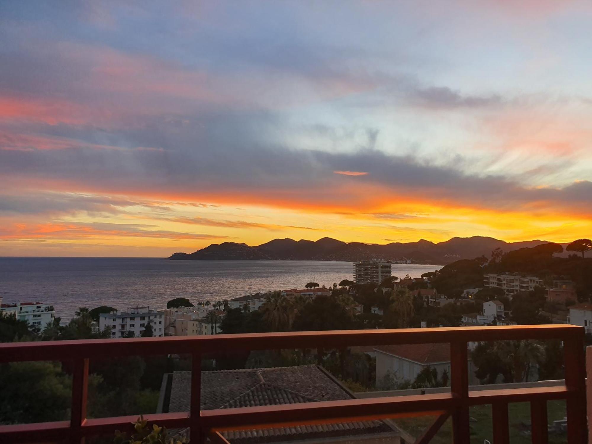 Cocon Cannois Cannes Luaran gambar